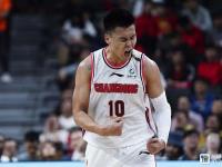 欧宝官网入口 -赛前山东泰山防线松动——荷甲节点到来，球迷炸锅，团队化学反应显著的简单介绍